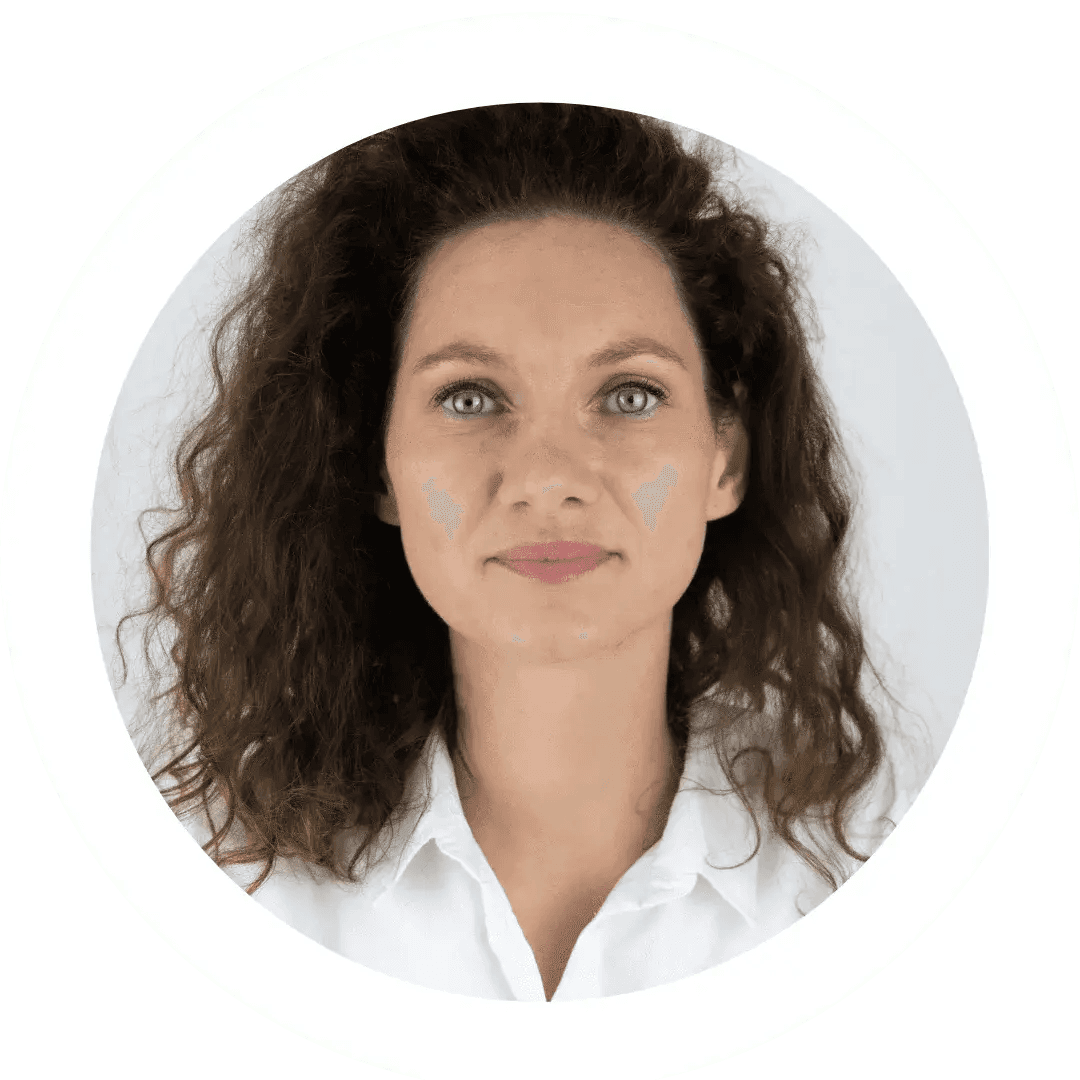 Caroline - Directrice générale - Serrurier Lille professionnel